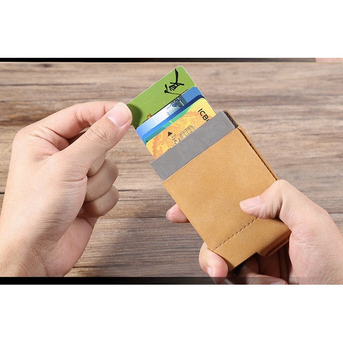 Dompet Kartu Card Box Antimagnetic Card Holder X5