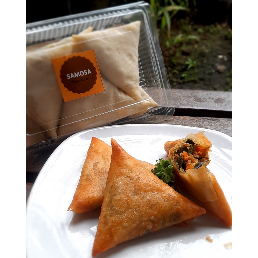 

Samosa Kari Ayam