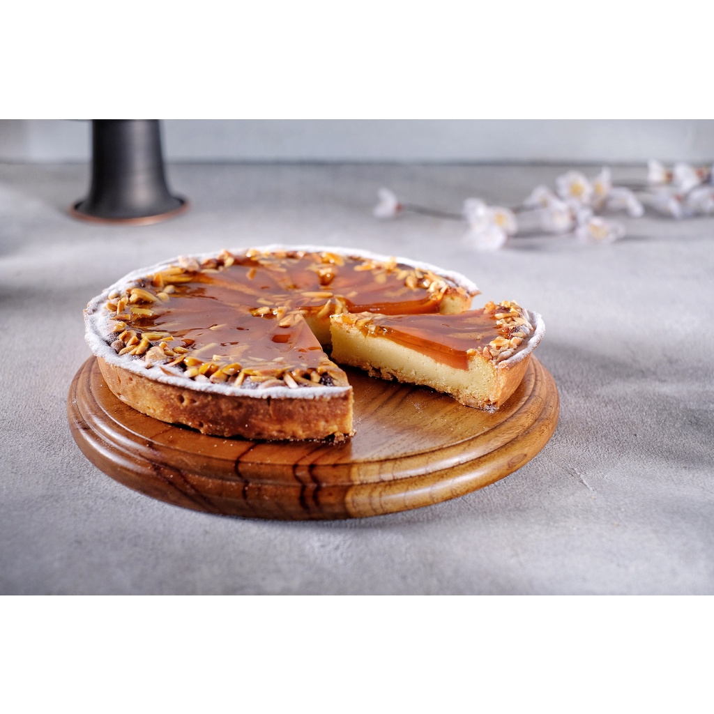 

Pear Tart Whole