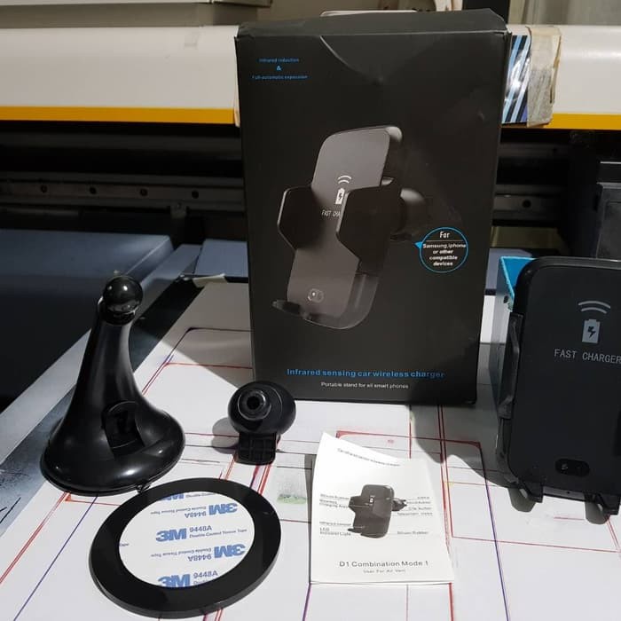 Car Holder Wireless Fast Charger for iPhone 8 X Samsung S6 S7 S8