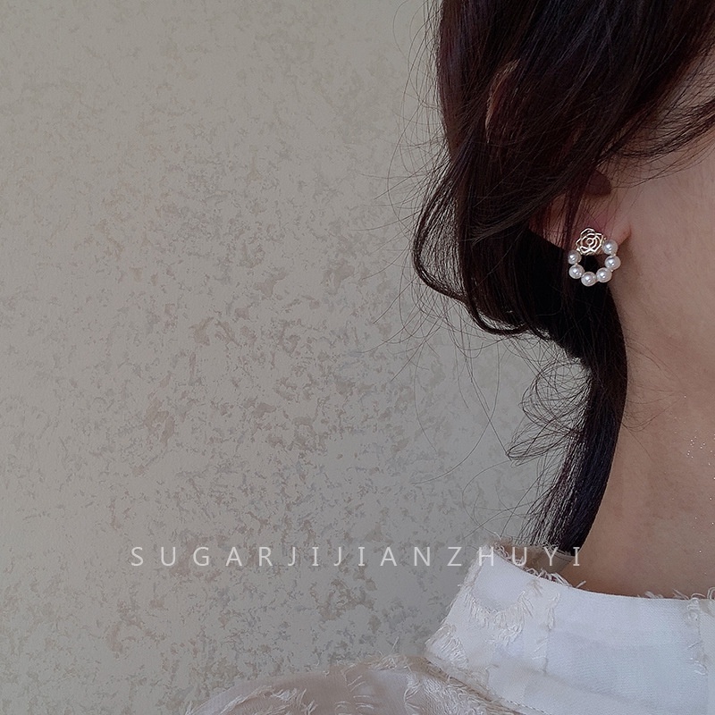 Elegan mutiara mawar stud anting-anting untuk wanita sederhana dan kompak all-match anting-anting te