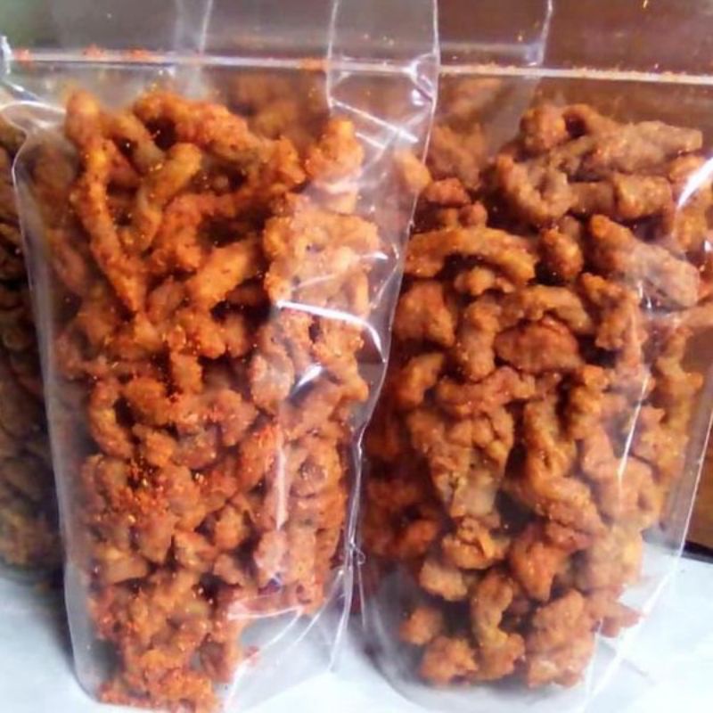 

Keripik usus pedas renyah