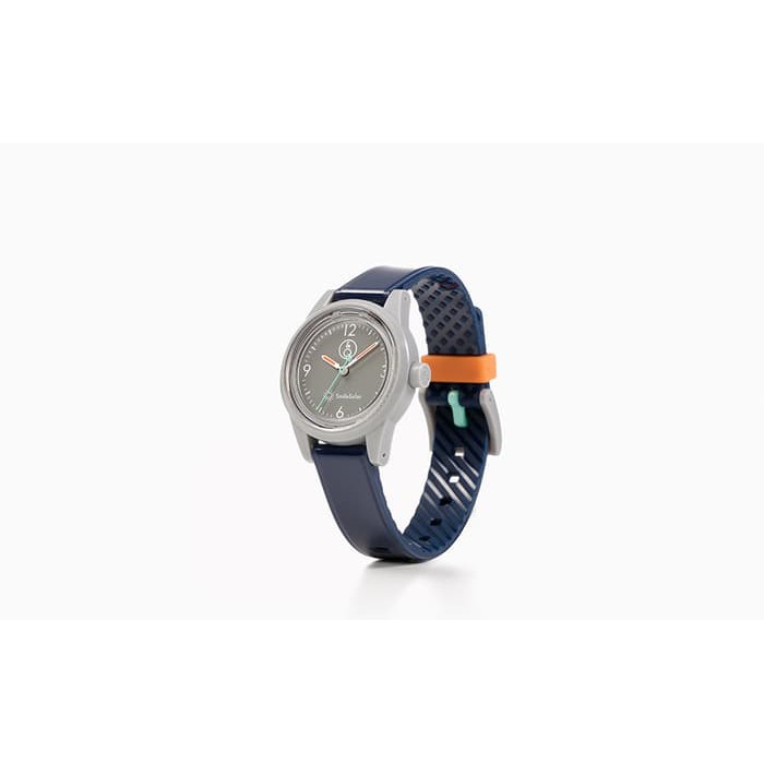 Q&Q QnQ QQ Smile Solar Jam Tangan Analog Karet RP01J017Y Original