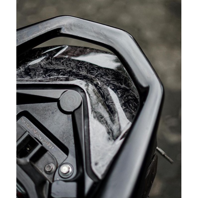 FORGED KEVLAR  DUCKTAIL NMAX OLD