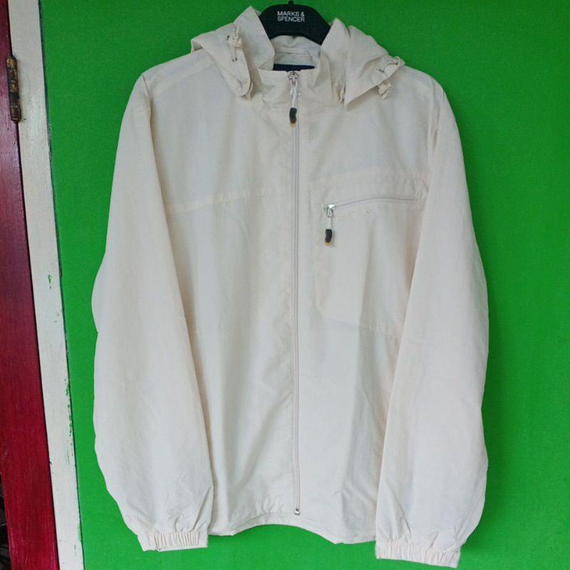 jaket outdoor Sport Youngone