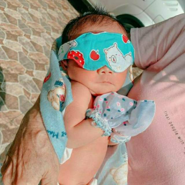 Kacamata jemur bayi edisi karakter lucu sunbabes eyemask sun babes