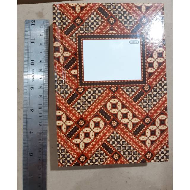 

Buku Hardcover Glos Oktavo / A6 kiky 300 lembar