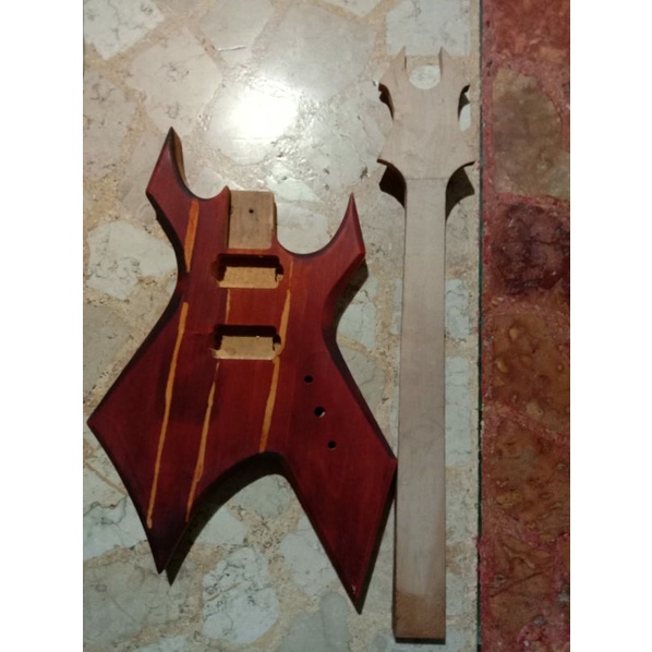 Body BC Rich Warlock + Neck