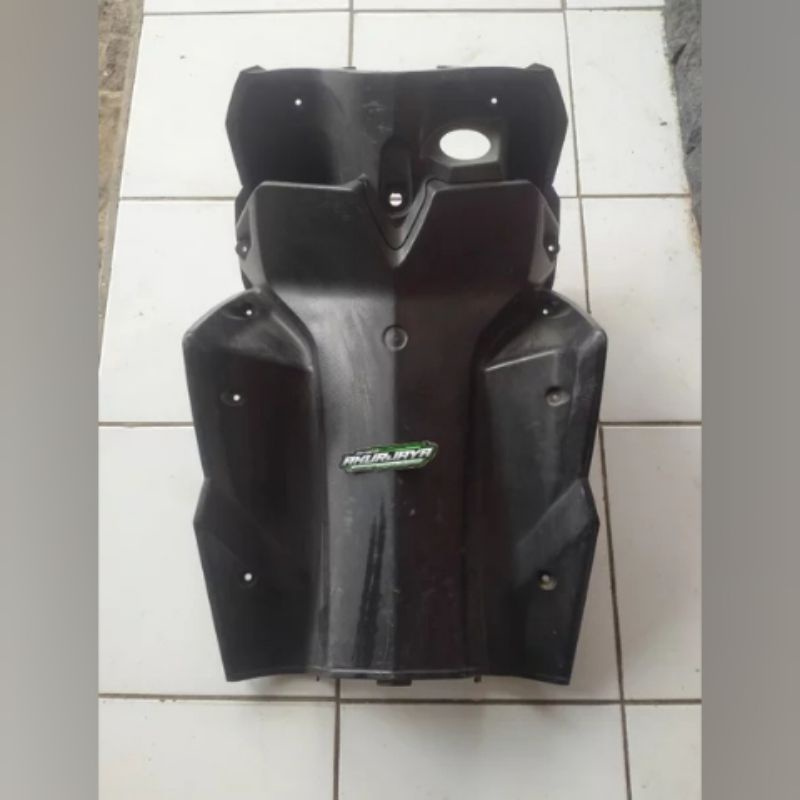 legshield leg shield dasbor dasboard dek motor mio m3 mio z 125 original yamaha bekas