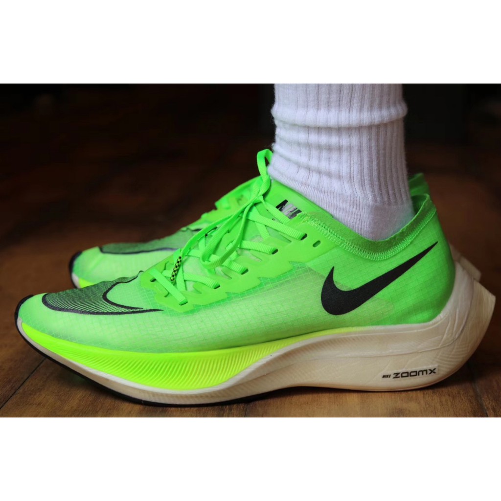 nike vaporfly next percent size 8