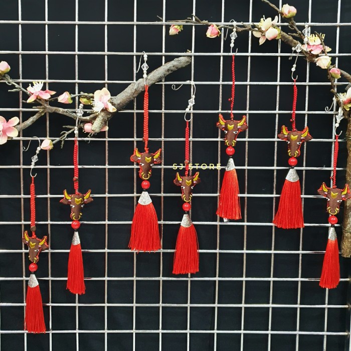 

Aksesoris gantungan imlek hampers cny 2021 kerbau