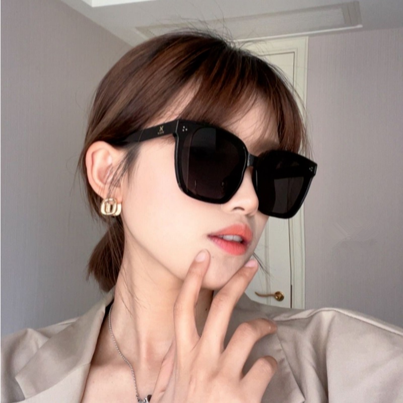 Papaozhu Ins Trendi Putih Oversized Kacamata Hitam Untuk Wanita Pria Elegan Perlindungan UV400 Besar Square Shades Liburan Outdoor Photograph Eyewear