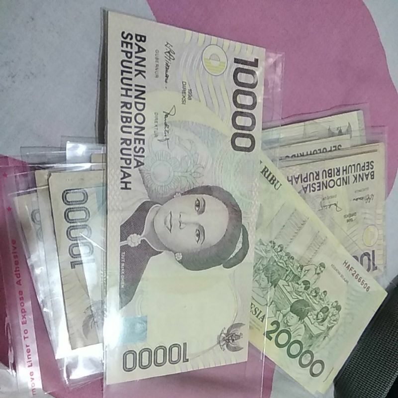 uang kuno 10 Ribu rupiah seri Cut Nyak Dien th 1998 Kondisi bagus