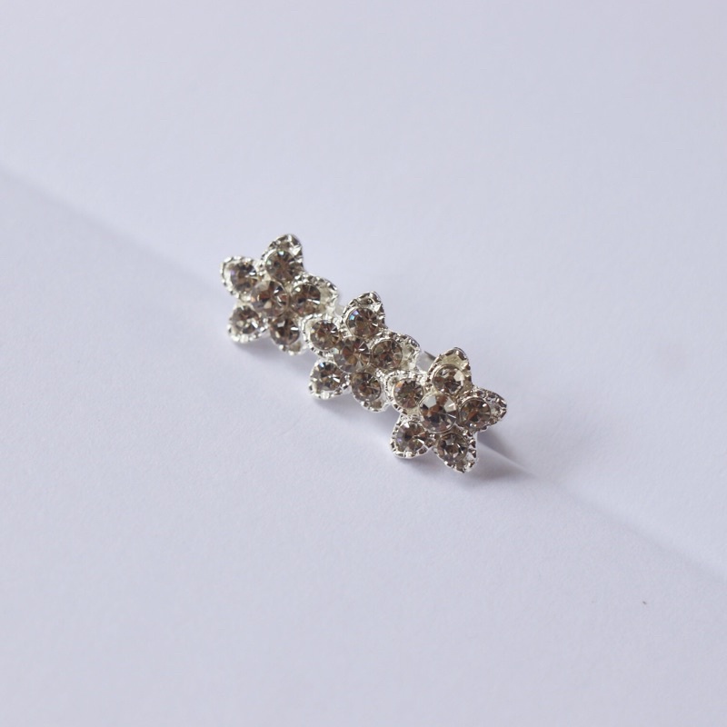 Bros Kecil Bros Mini Silver Part 2 Bros Jilbab Bros Hijab Bros Dagu Bros Imut Bros Cantik Brooch BZO-ThreeFlower