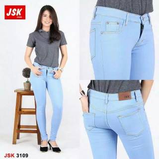  Celana  Wanita Ripped Jeans Bigsize Lapis Terbaru Levis  