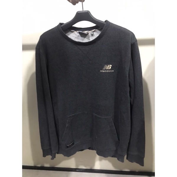 Jaket Hoedie Crewneck New Balance Second Bekas