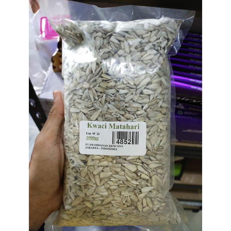 

Kwaci - Kuaci Matahari Kupas 1000gr