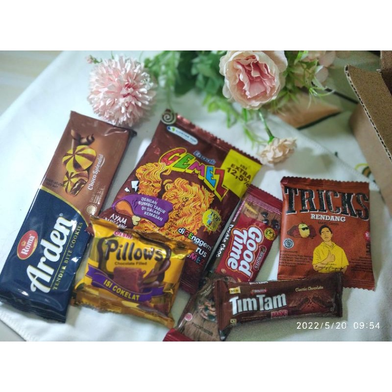 

Hampers snack murah/ hampers makanan murah / hampers hadiah dan kado murah