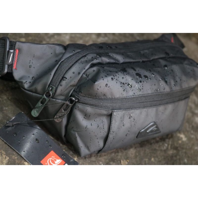 TAS SLEMPANG WAISTBAG QUIKSILVER PREMIUM QUALITY WATERPROOF ANTI AIR TAS DISTRO PRIA