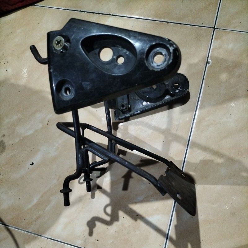 pangkon lampu Tiger Revo original 2007 2008 tirev ori