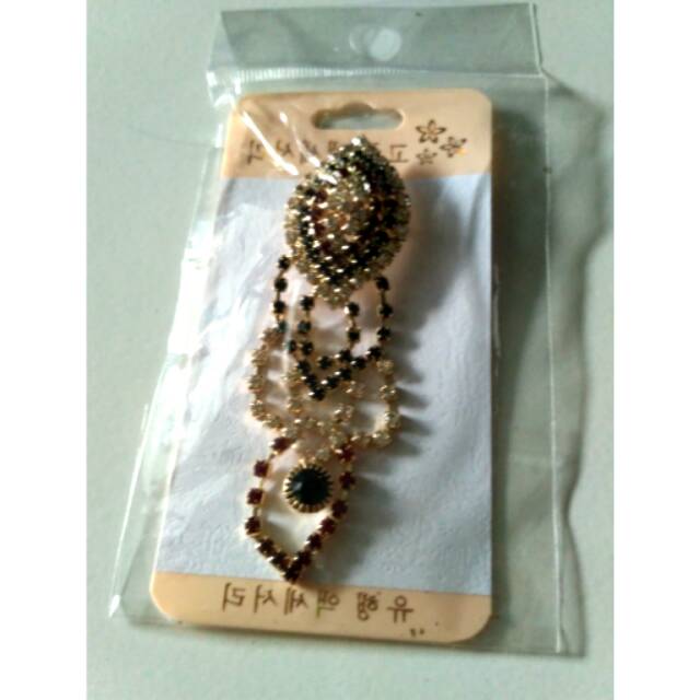 

Hiasan krudung cantik