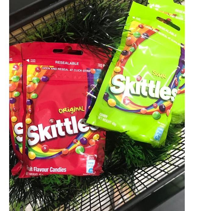 

Terjangkau--Skittles Original dan Sour HALAL Readystock TERMURAH