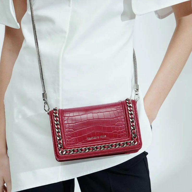 5.5 SALE | CK Chain-Trimmed Clutch