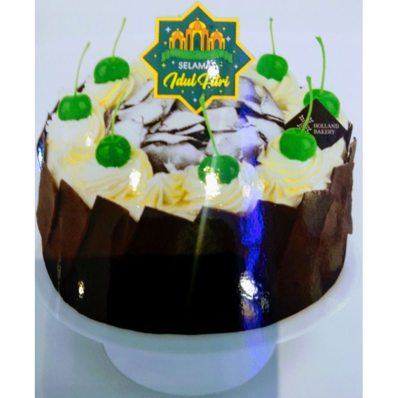 

PARCEL LEBARAN BLACK FOREST CAKE