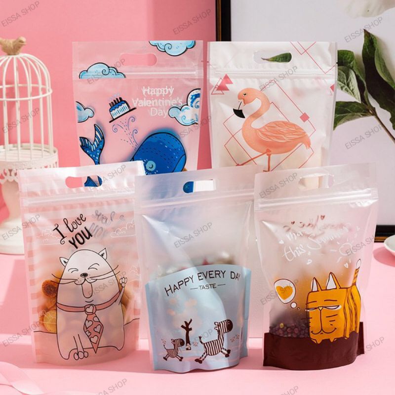 

kantong zip lock / kantong hampers anak / packing snack anak / plastik makanan kartun lucu / hampers ulang tahun anak / packing 3D lucu kartun / hampers lebaran anak / zipper bag.. diskon