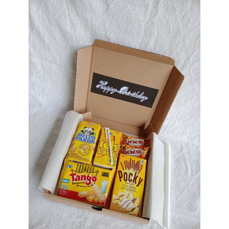 

Berkah Laris - Hampers Birthday Yellow / kado ultah lucu / anniv