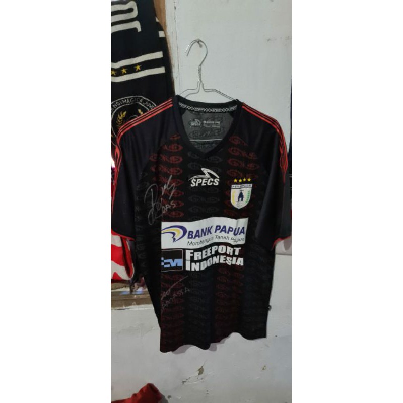 Jersey Baju Bola Persipura Jayapura Home 2019 Original Player Issue Specs Bertandatangan