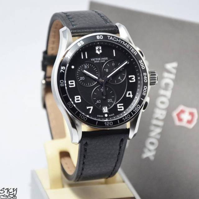 Jam Tangan Pria Victorinox 241651 Chrono Classic XLS Silver Leather Original Murah