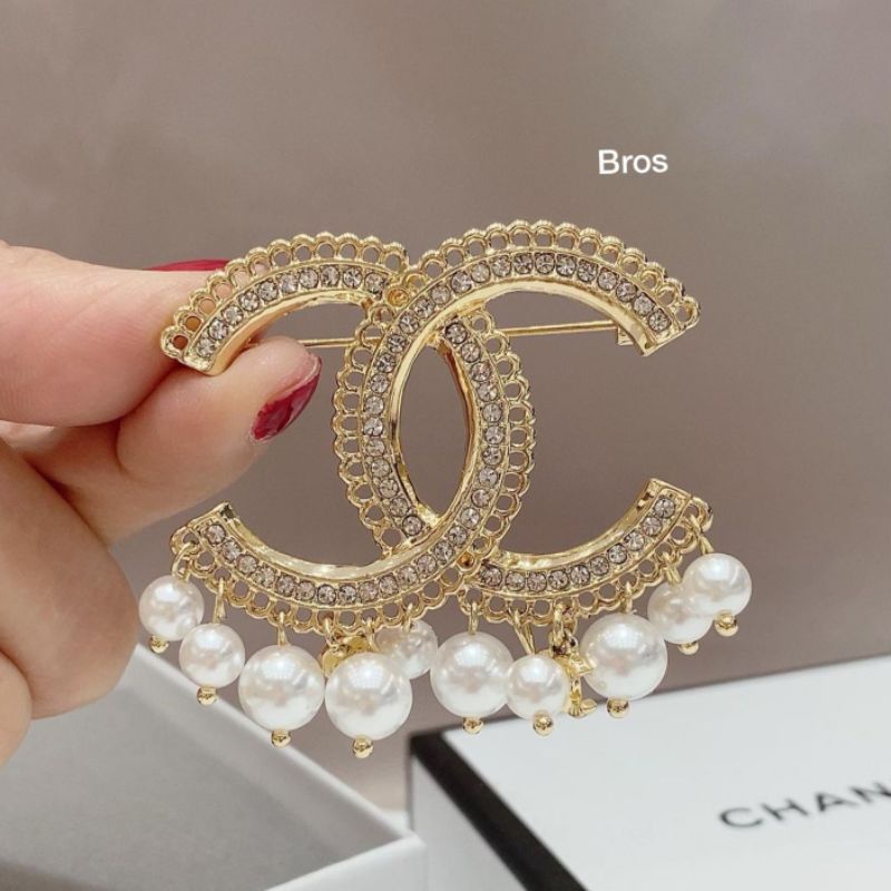 Bros import Bros Ch cantik untuk hiasan baju di dada kualitas Import Peniti Baju Import swarovsky bros Mutiara Pearl Premium fashion import bahan Bagus B564