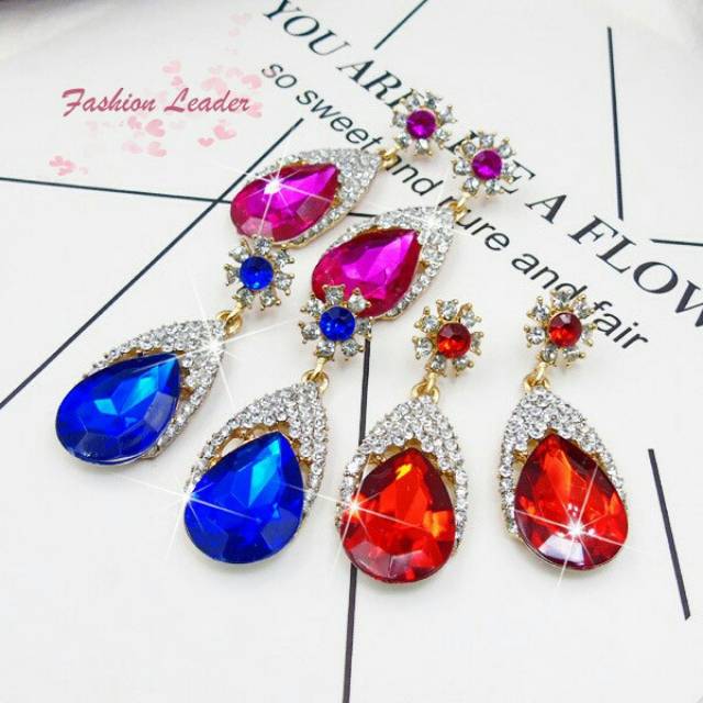 Anting fashion gantung crystal fuschia