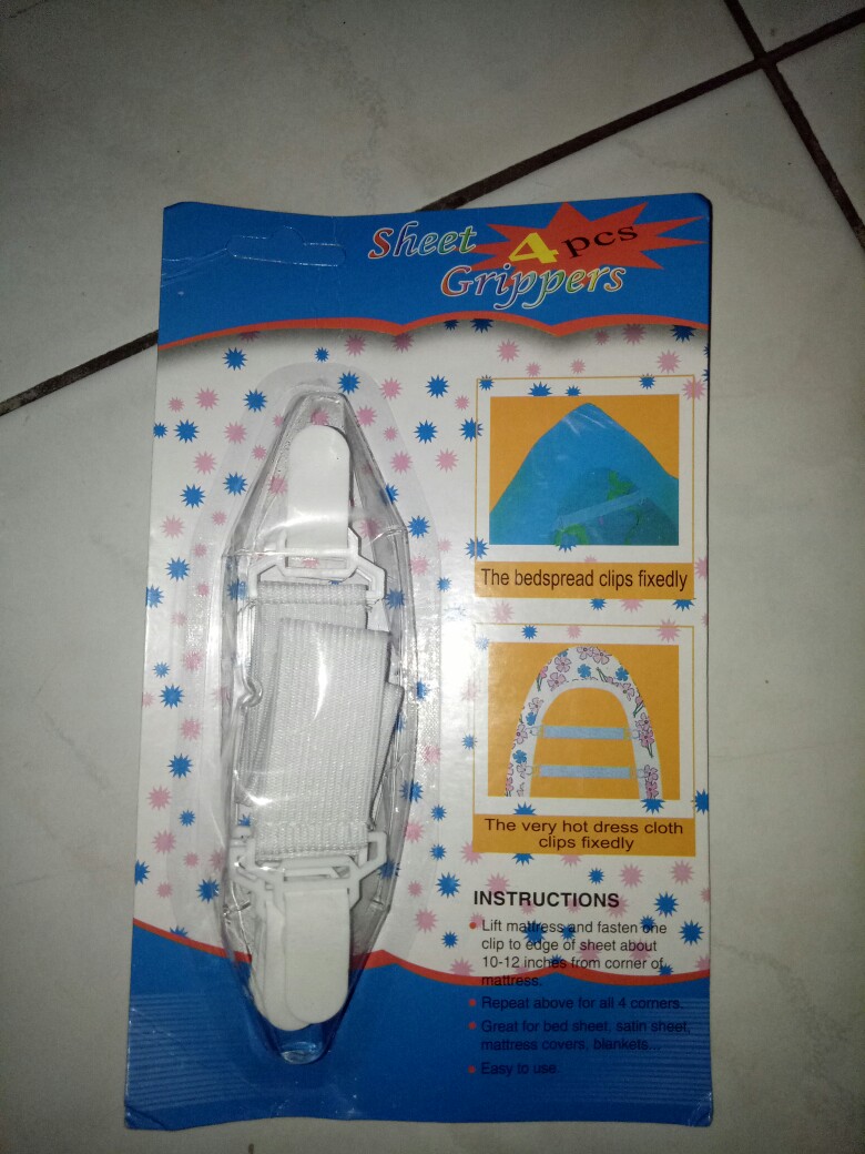 Jepitan Sprei Sheet Grippers ( Pengait Ujung Sprei ) Isi 4