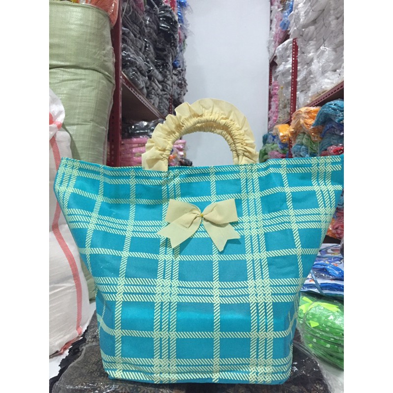 tas hajatan spundbond RENDA SARUNG Tebal dan jahitan Halus uk. 22x22