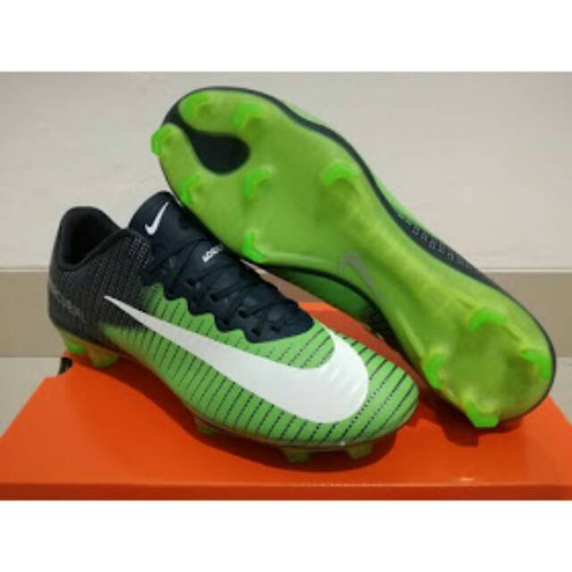 Sepatu bola nike vapor XI CR 7 barang baru
