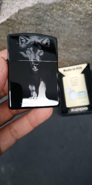 ZIPPO BLACK ICE MOTIF SERIGALA GRADE ORI EKSLUSIF LIMITID - INCLUDE BOX EKSLUSIF - KOREK - PEMANTIK