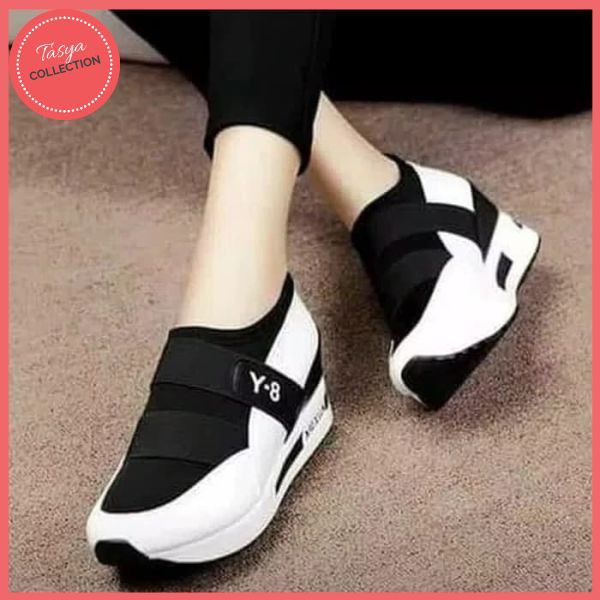 Sepatu Wanita Slip On Elora SDS292 Putih