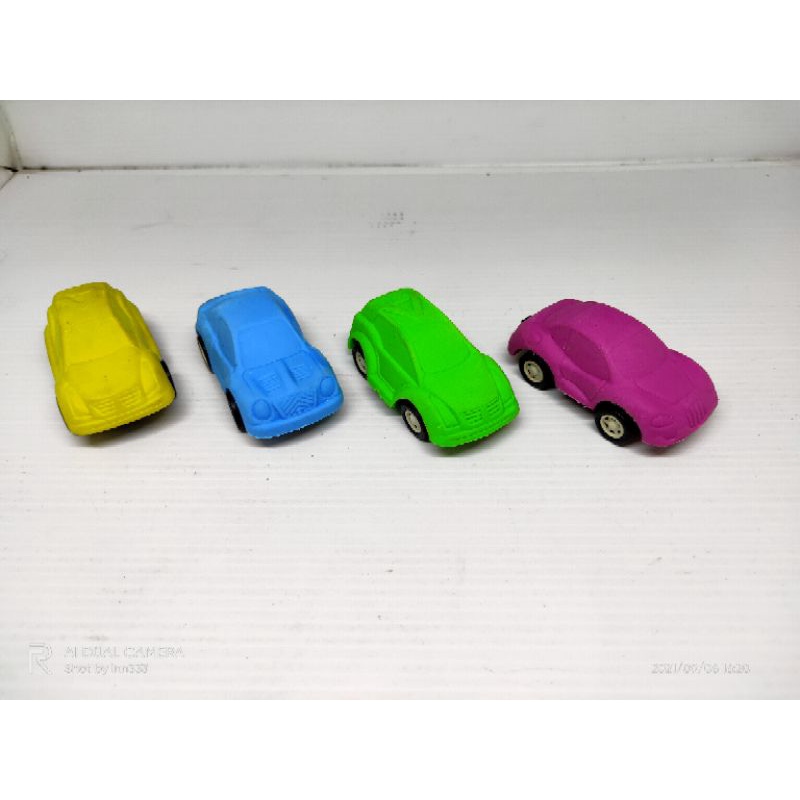 Penghapus/eraser model mobil