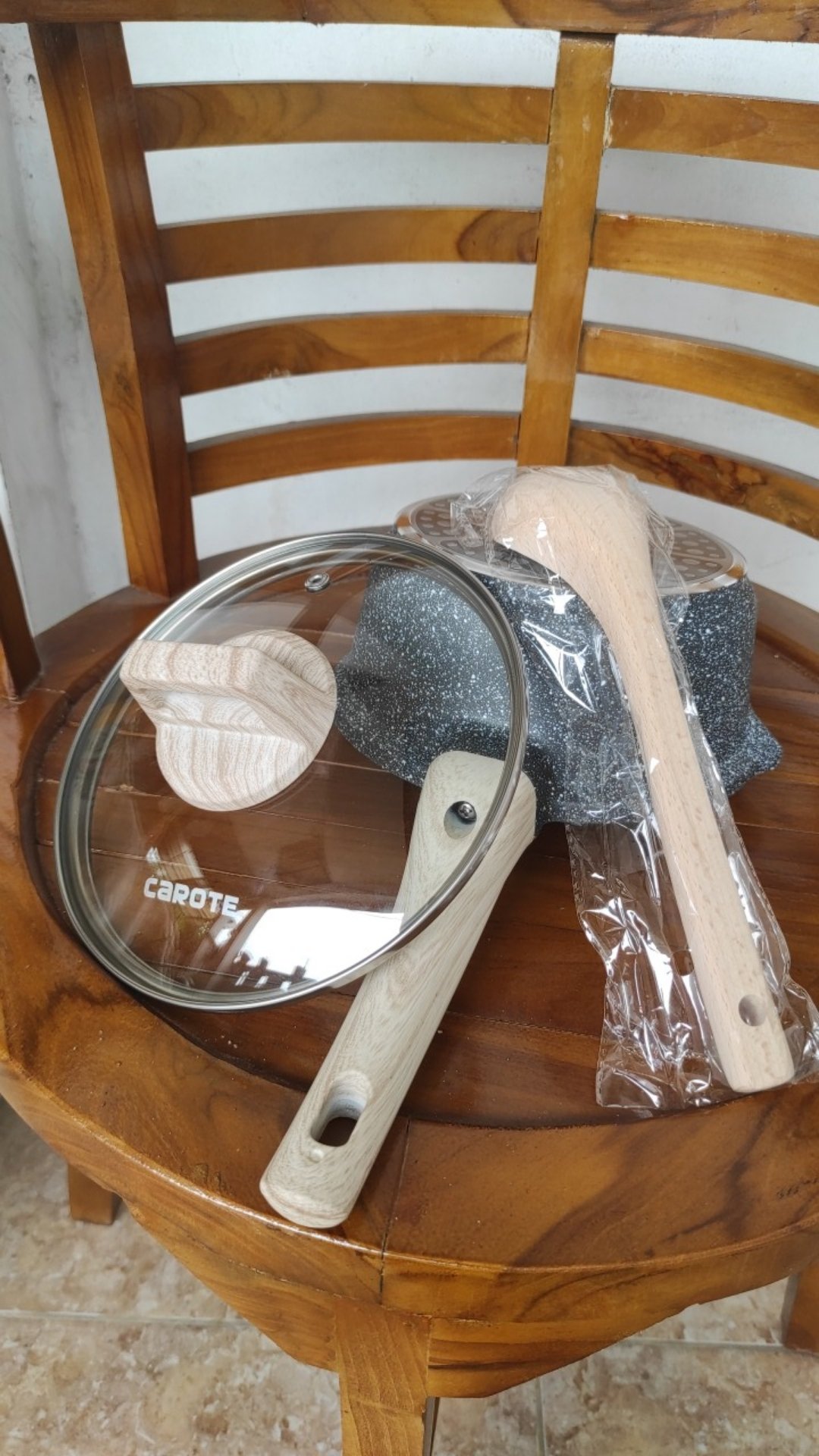 Carote Essential Woody Panci Susu Anti Lengket 16/18cm  Lengkap Dengan Tutup