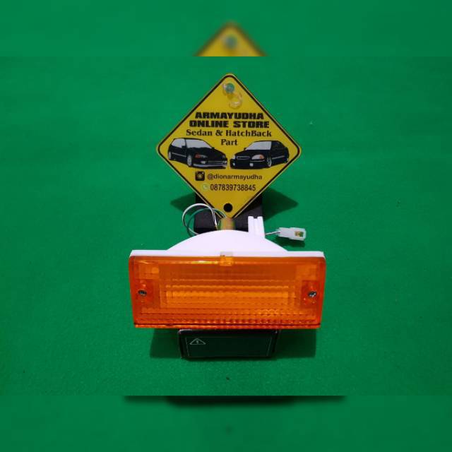lampu sein bumper depan mitsubishi Lancer SL