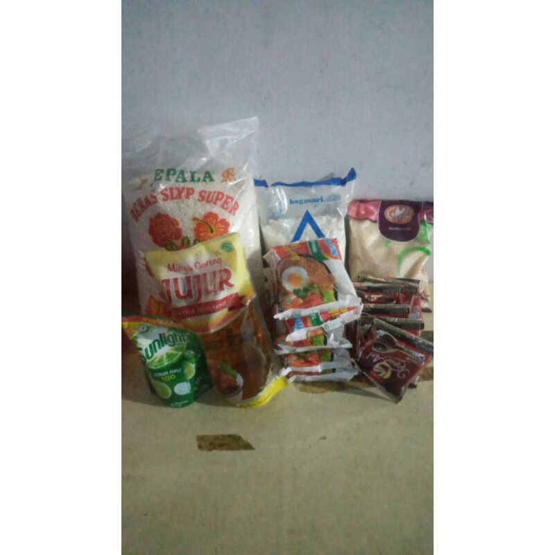 

Paket sembako murah