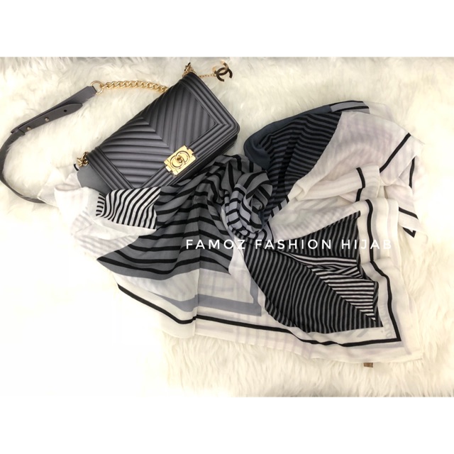 Hijab segiempat valencia 2tone