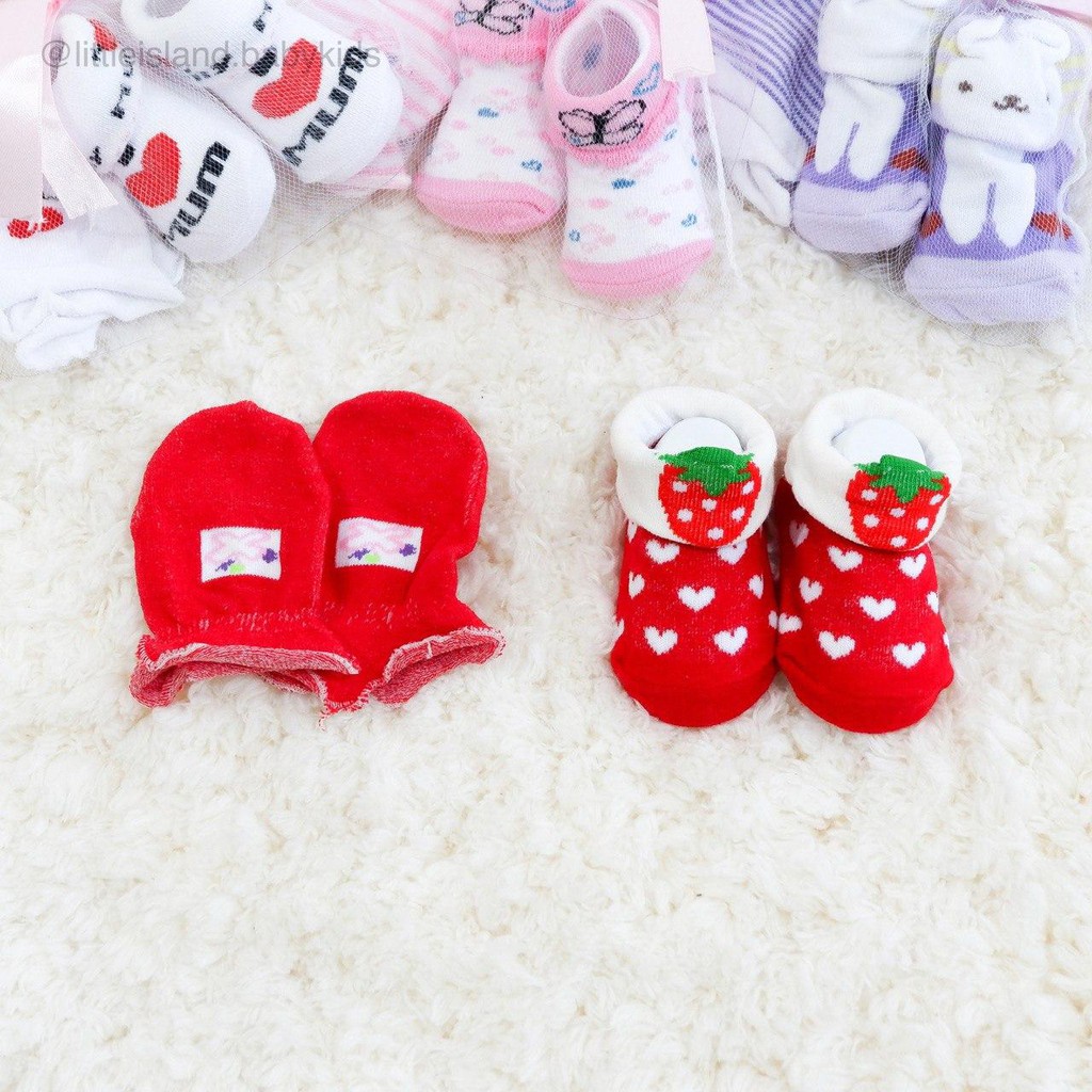 LIN9033 Girls/Boys - 2 in 1 IMPORT Set Kaos Kaki + Sarung Tangan Bayi