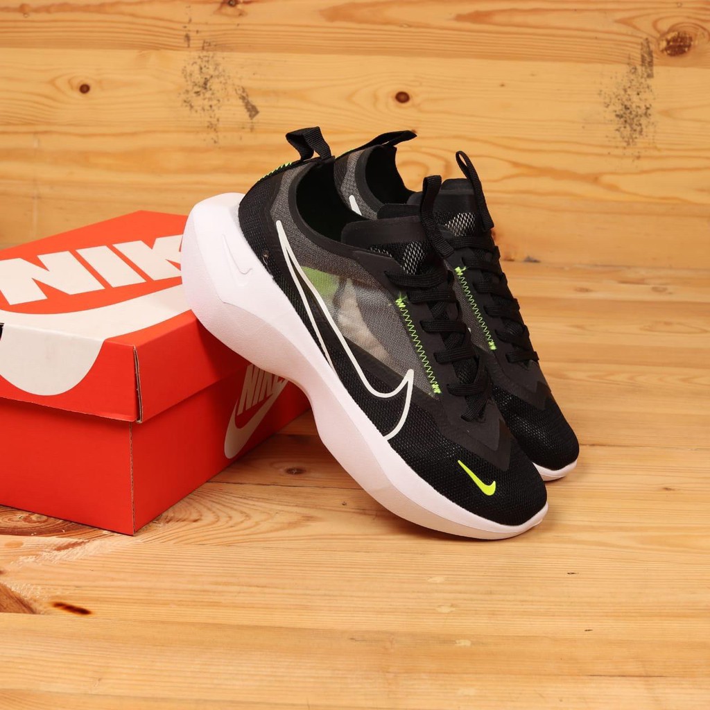 Sepatu Running Nike Vista Lite Black White wanita BNIB Made In Vietnam