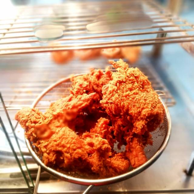 

Fried Chicken 1 ekor 9 potong