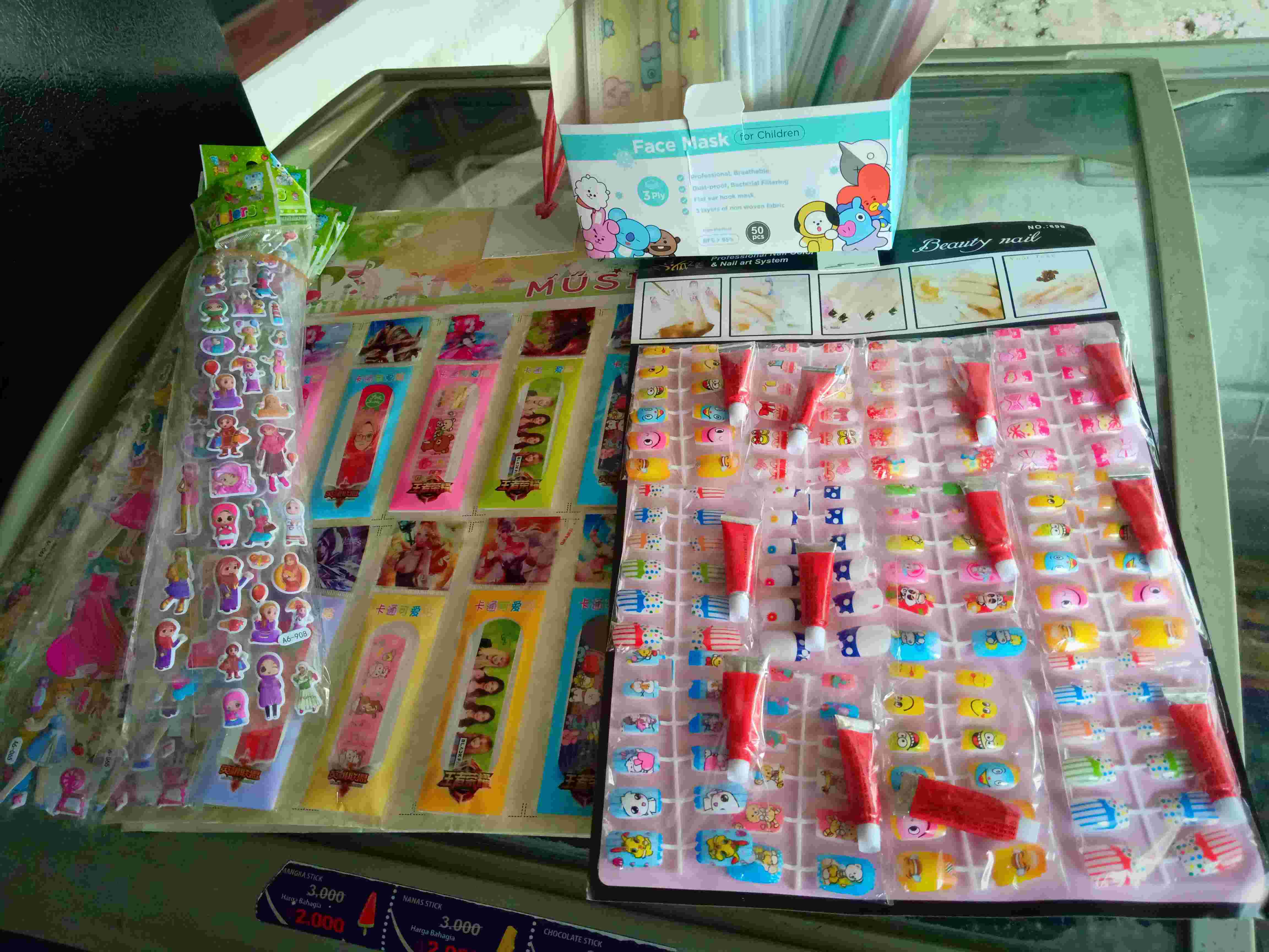 Sticker Karakter Bts 21 Panjang.