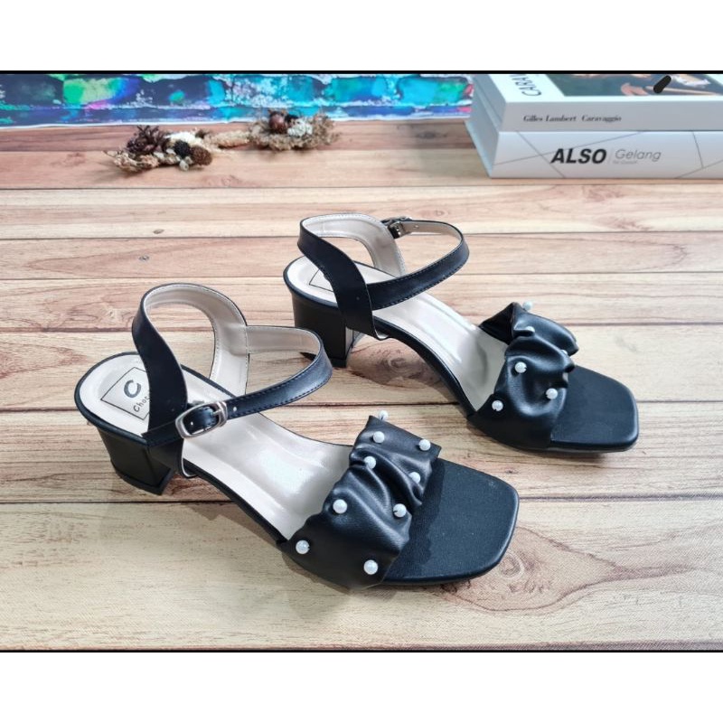 Abbushoes RY 04 hak tahu mutiara alicata 5cm