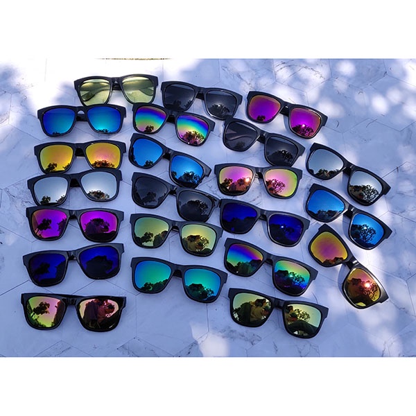 Kacamata Hitam Anti Radiasi Pria Wanita / Kacamata Import Murah / Trendy Fashion Sunglasses Ultra-Wide Male Female / TS-14